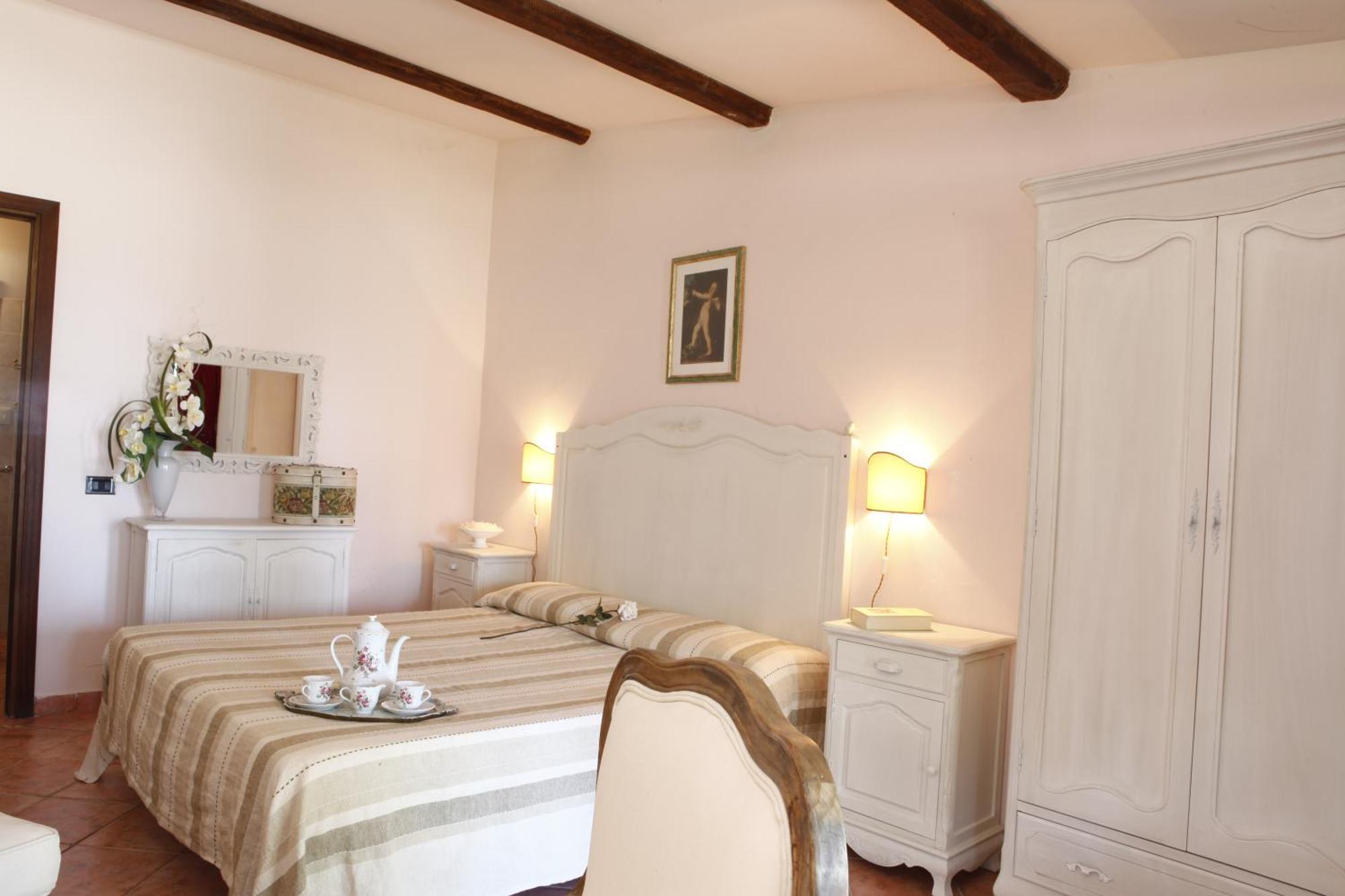 Il Poggio Dei Pettirossi Guest House Bevagna Phòng bức ảnh