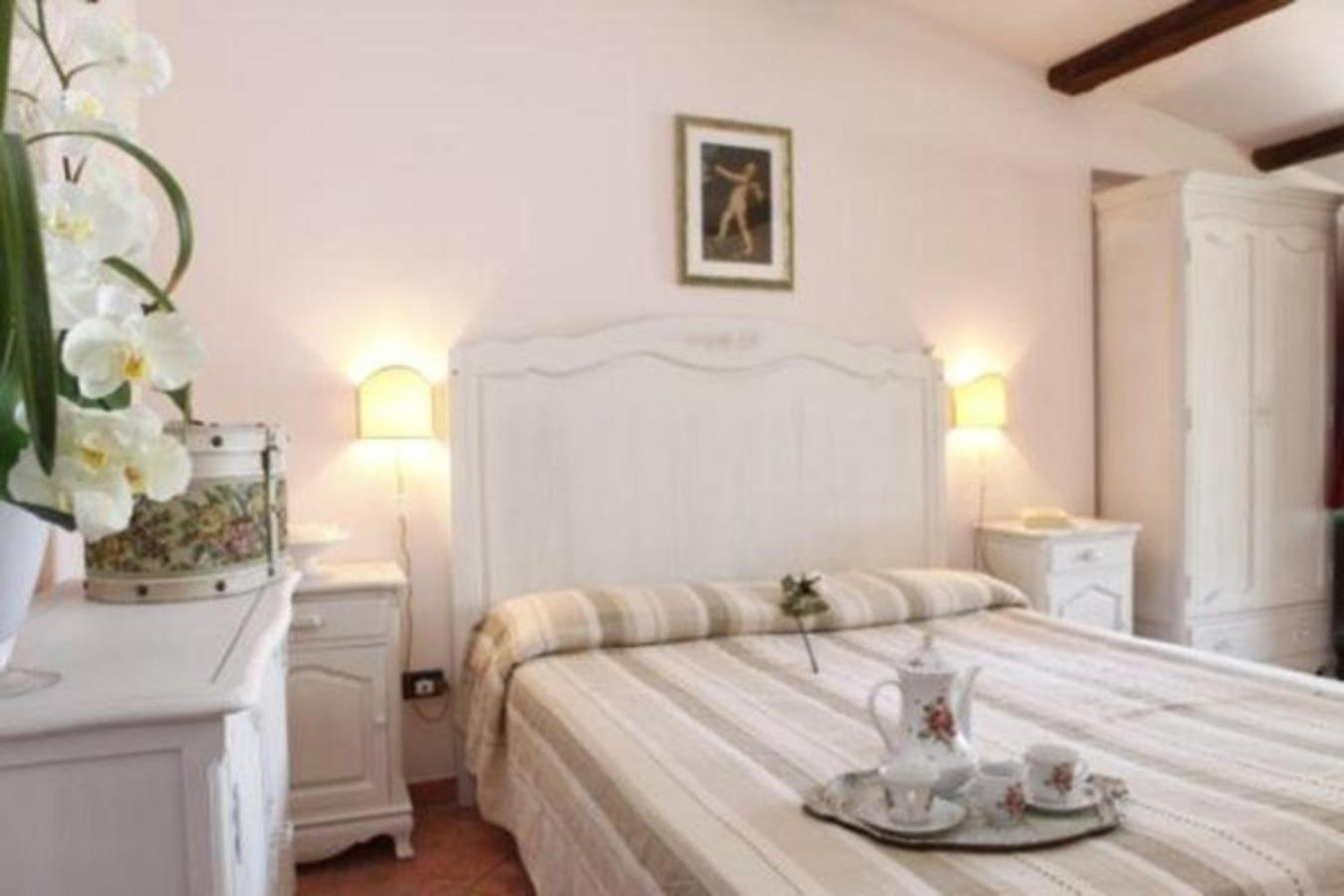 Il Poggio Dei Pettirossi Guest House Bevagna Ngoại thất bức ảnh