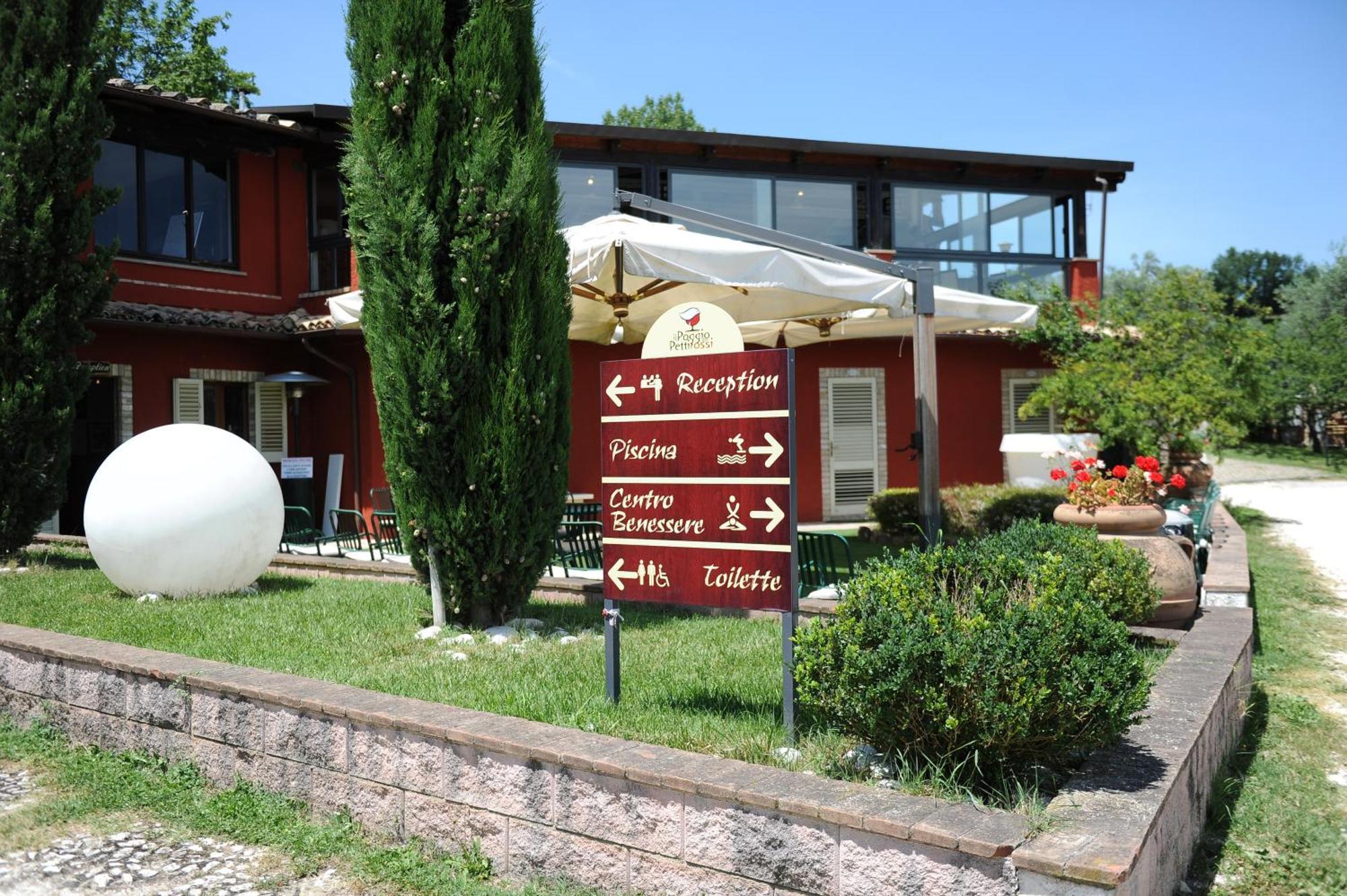 Il Poggio Dei Pettirossi Guest House Bevagna Ngoại thất bức ảnh